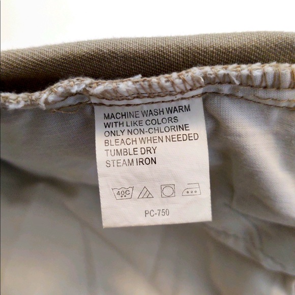 Izod NWT Men’s Khakis - Picture 5 of 5